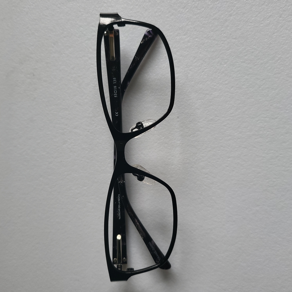 OSCAR DE LA RENTA OSL456 001  53/18/135 Black